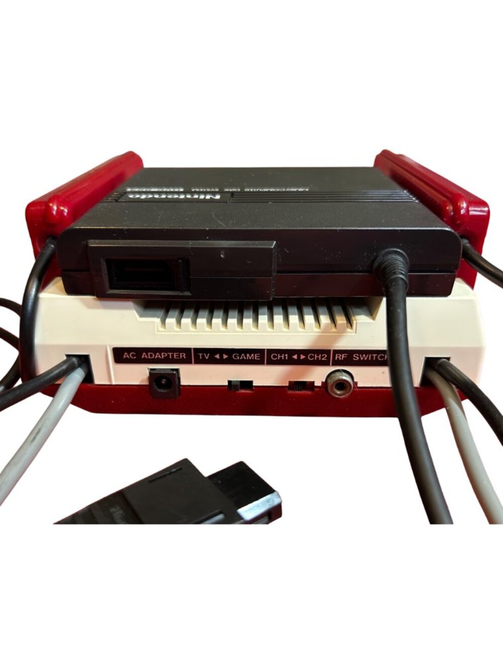 Nintendo Famicon Console & RAM Adapter + Controllers & Cables - Picture 5 of 7